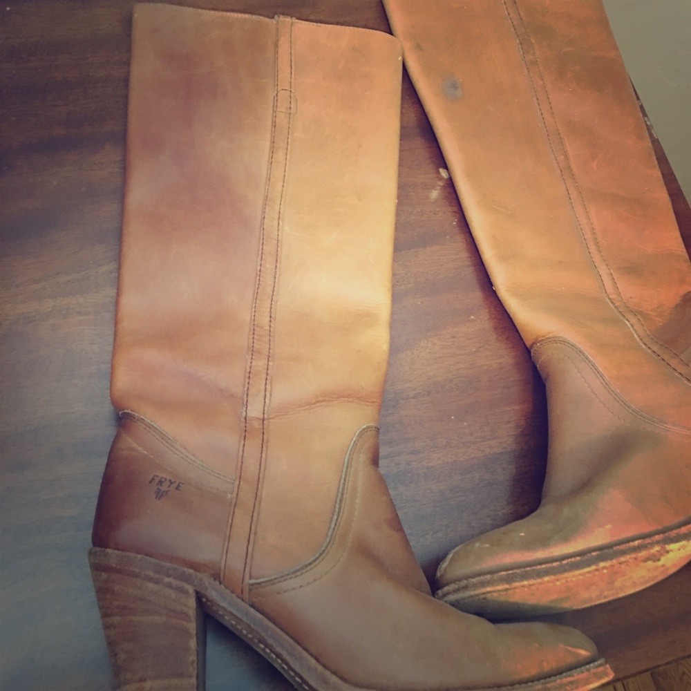 Frye cow boy boots
